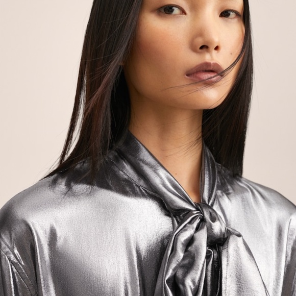 Metallic grey/silver blouse with bow - Picture 3 of 6